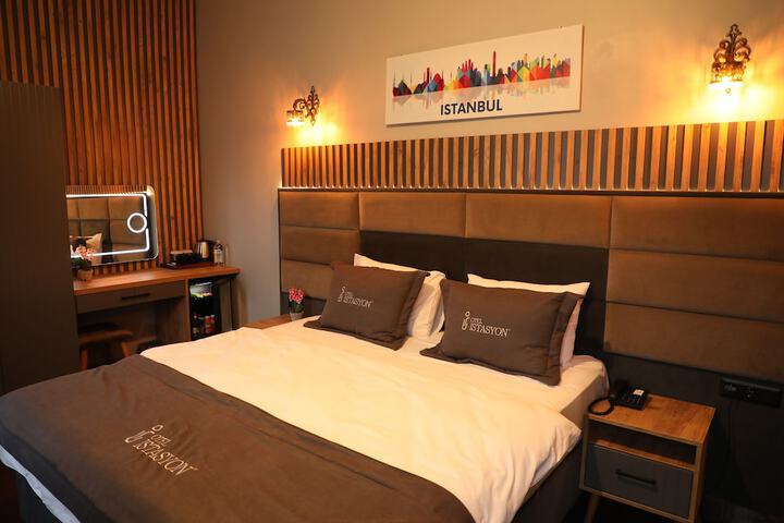 Room 10 of 118