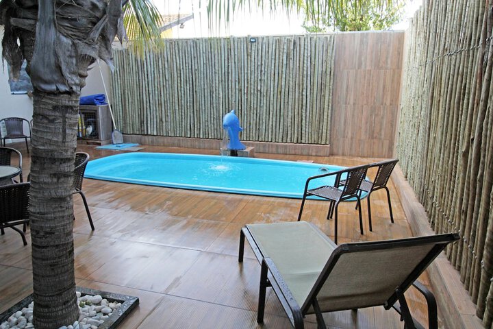 Pool 16 of 44