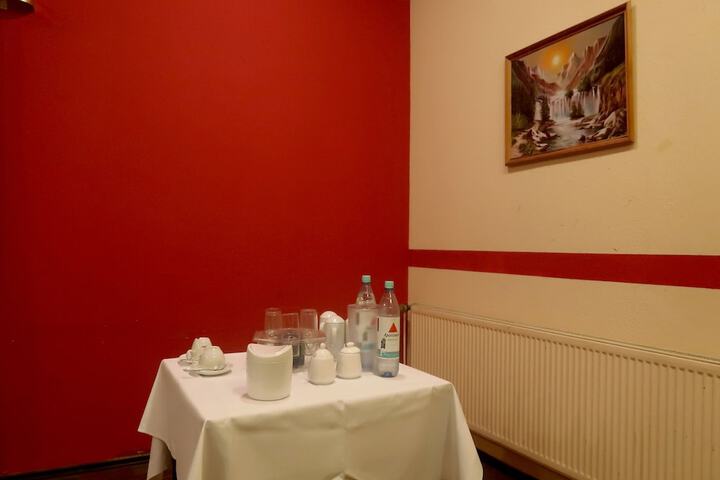 Meeting facility