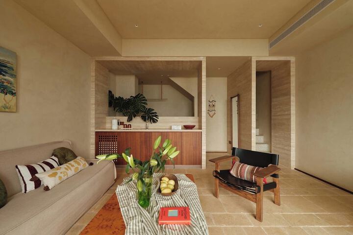 Room 32 of 101
