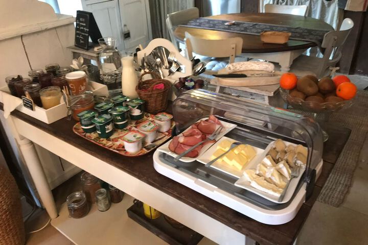 Breakfast buffet