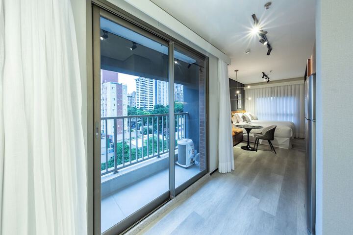 Room 48 of 184