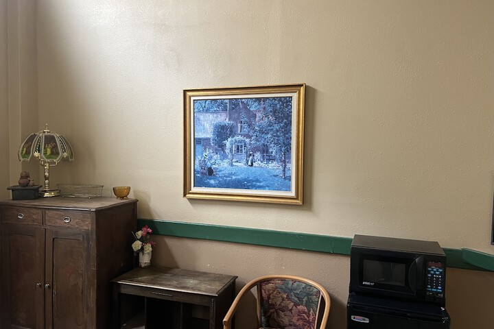 Room 10 of 41