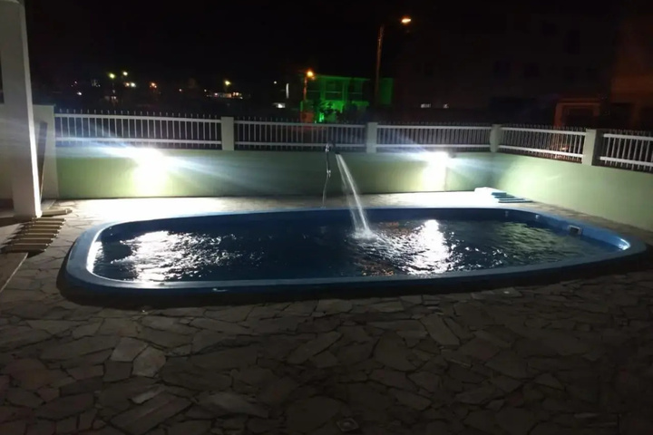 Pool 9 of 13