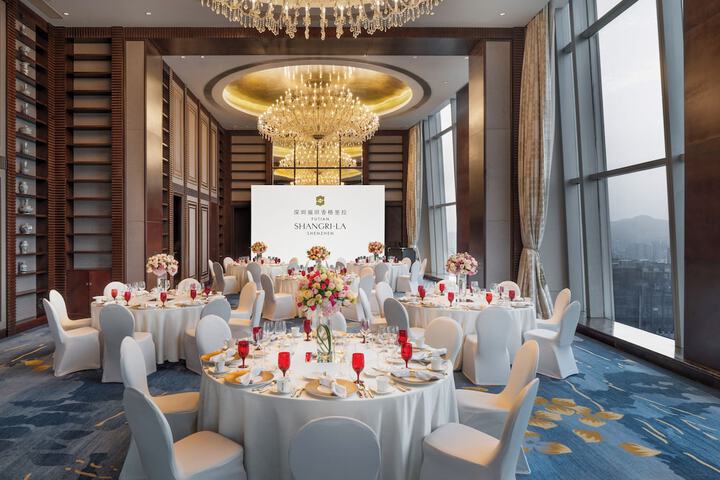 Ballroom/Hall 126 of 148