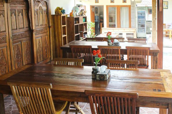 Indah Homestay