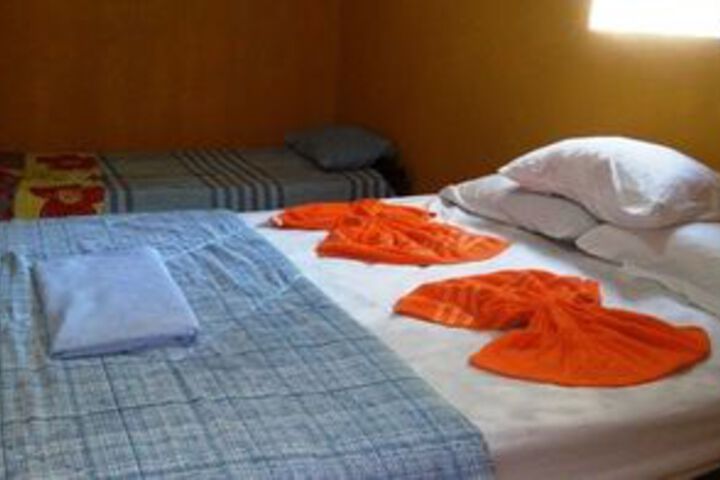 Room 14 of 30