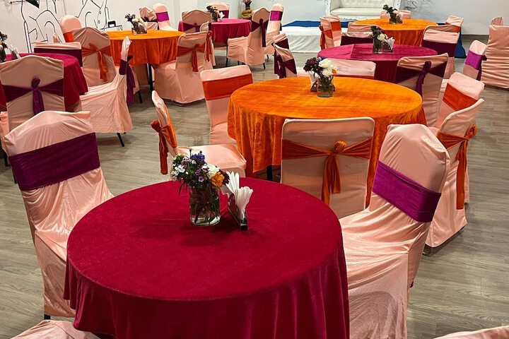 Ballroom/Hall 15 of 18