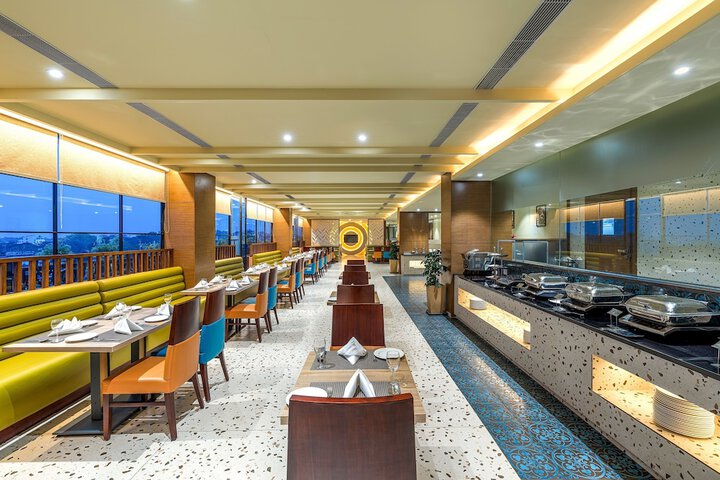 Ballroom/Hall 50 of 53