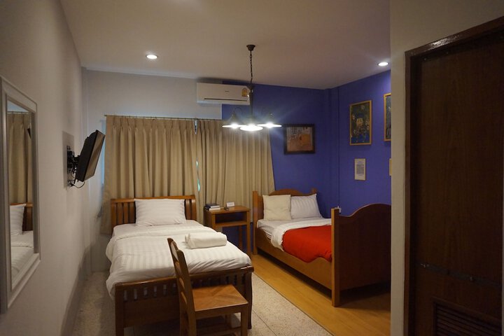 Room 7 of 52