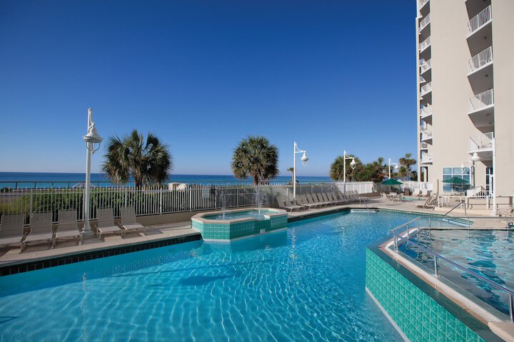 Pools & Facilities