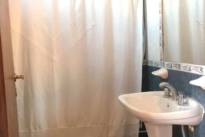 Room 7 of 40