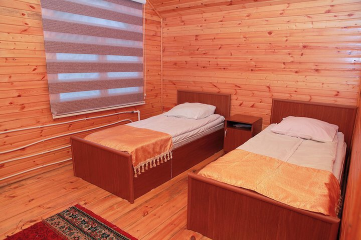 Room 10 of 47