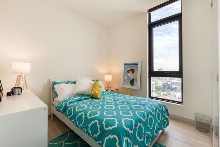 Room 6 of 20