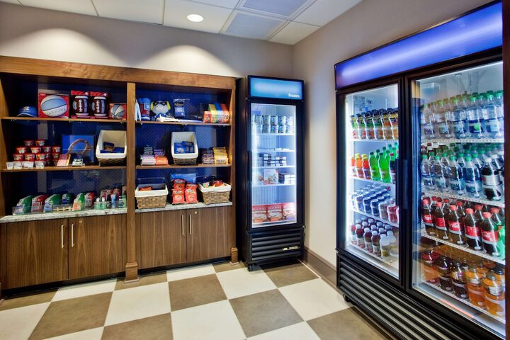 Snack bar
