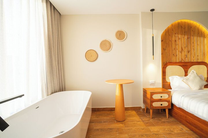 Room 47 of 75