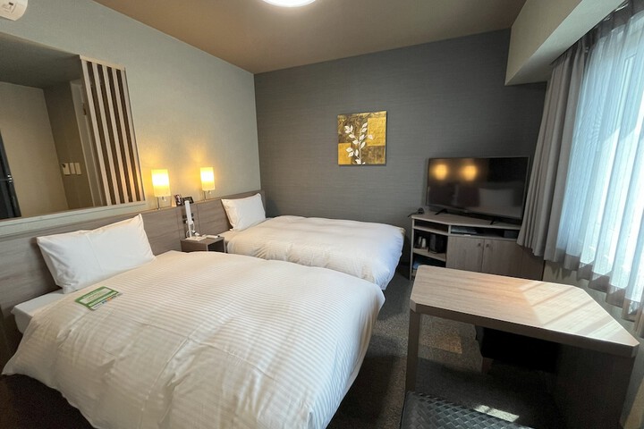 Room 15 of 39