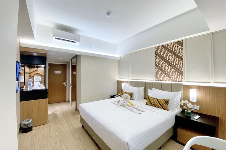 Room 7 of 53