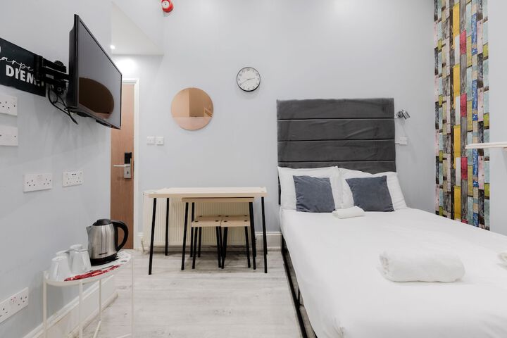 Room 21 of 146