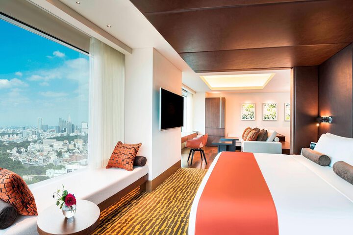 Room 21 of 200