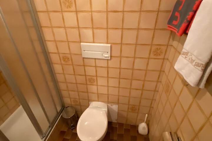 Room 33 of 44