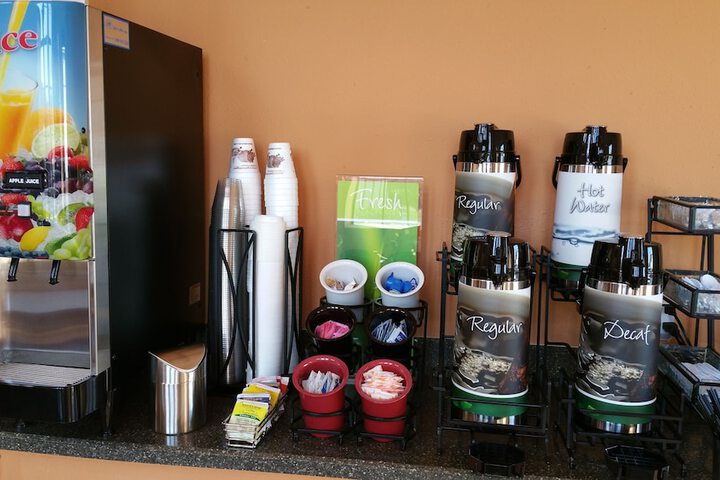 Breakfast/Coffee Service 46 of 47