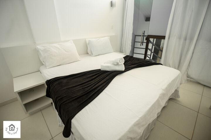 Room 5 of 18
