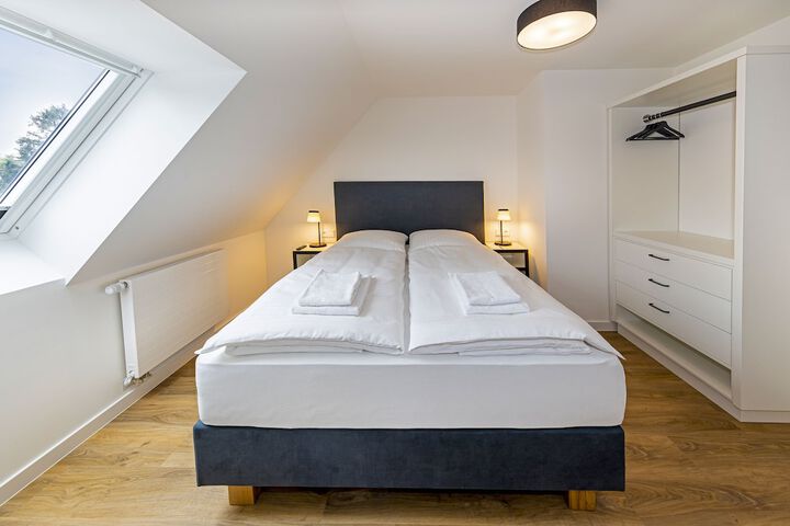 Room 4 of 31