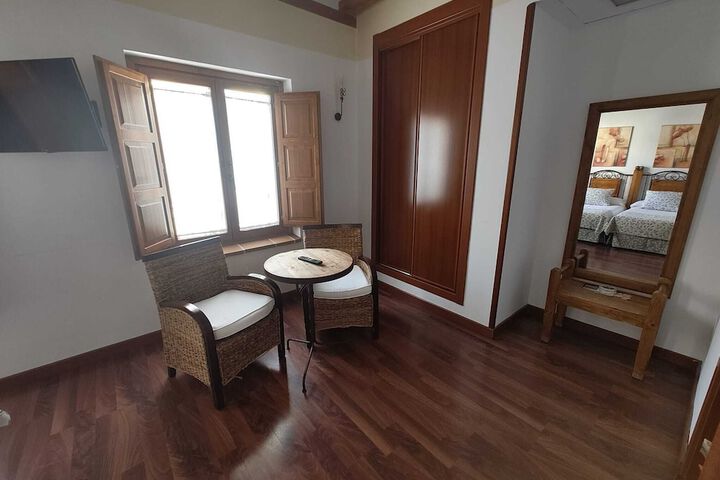 Room 10 of 40