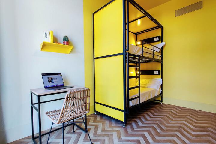 Room 7 of 39