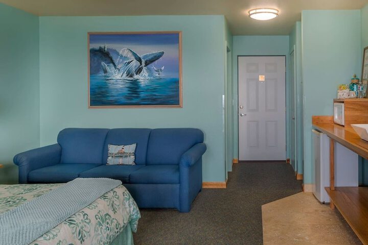Room 14 of 65