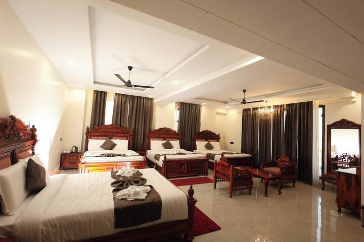 Room 47 of 136