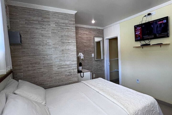 Room 5 of 22