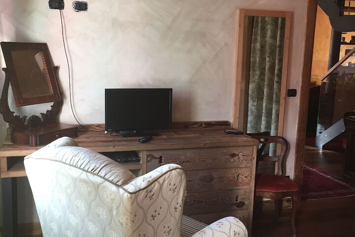 Room 36 of 75