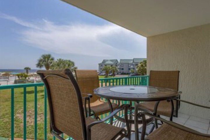 Terrace/Patio 4 of 151