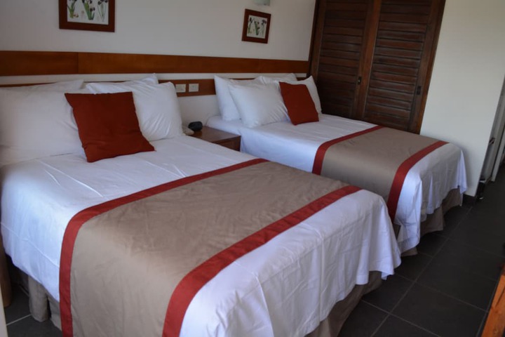 Room 5 of 38