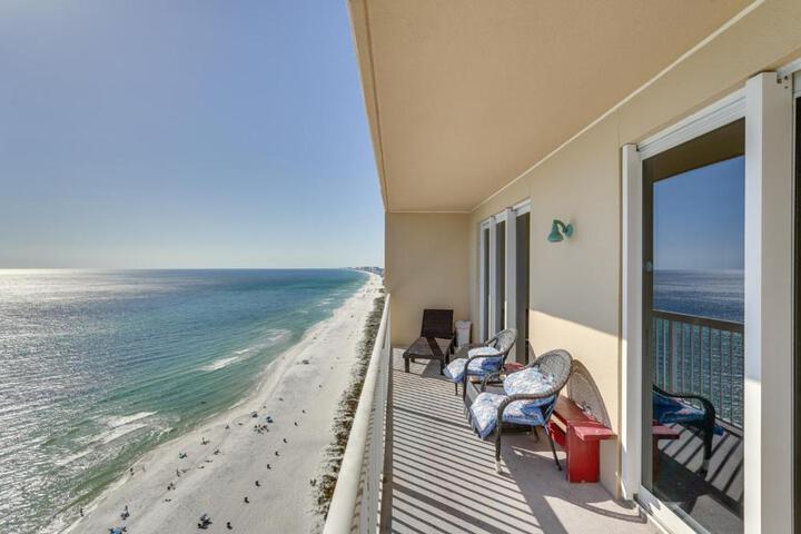 Exterior of Gulf Coast Getaway w / Balcony & Resort Amenities!