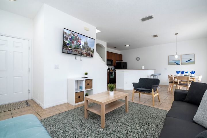 Room 2 of 41