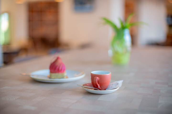 Breakfast/Coffee Service 76 of 104