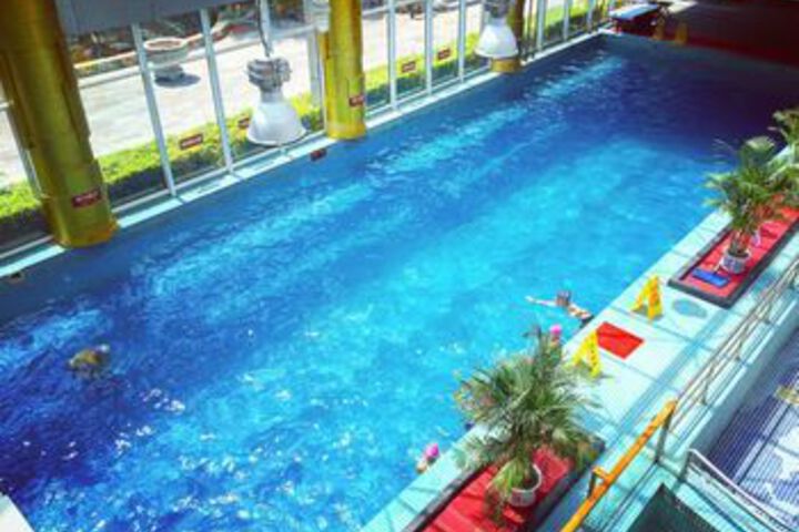 Pool 25 of 31