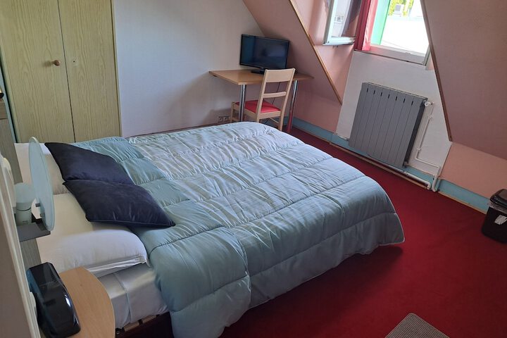 Room 8 of 20