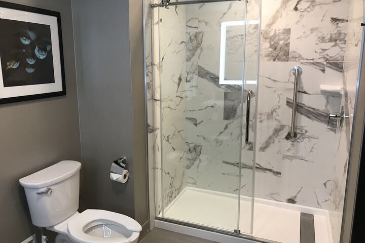 Bathroom shower