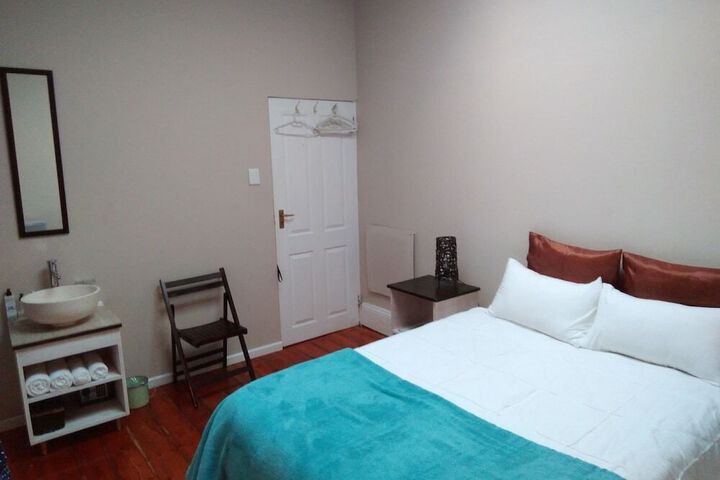 Photo 6