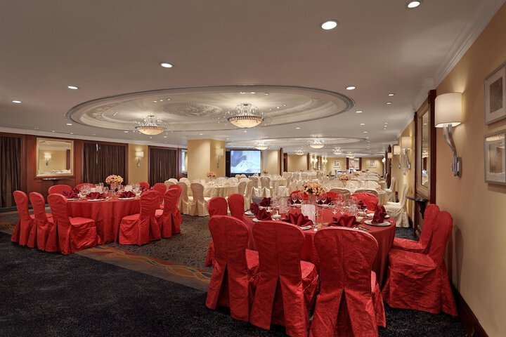 Ballroom/Hall 63 of 75