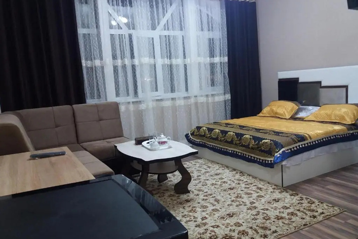 Room 5 of 15