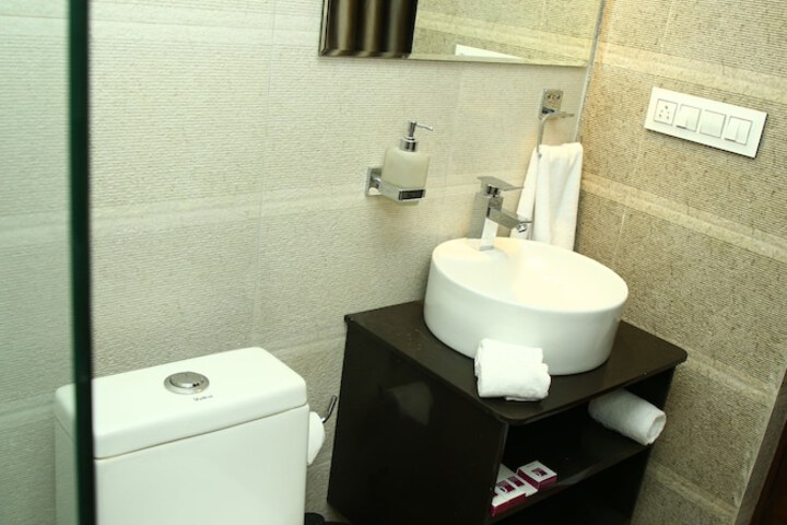 Room 46 of 87