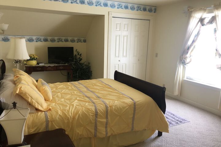 Room 16 of 52