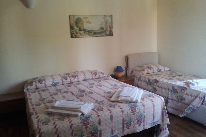 Room 7 of 26