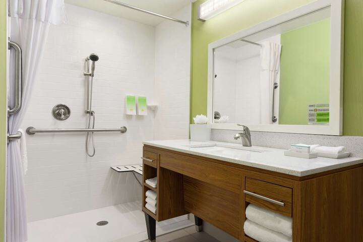Bathroom shower