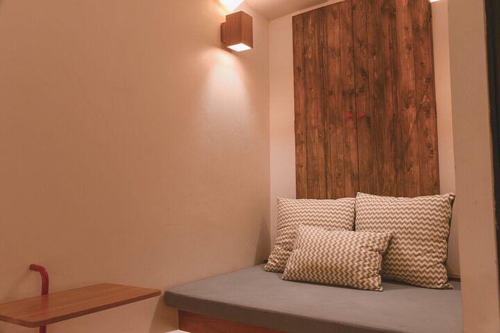 Room 43 of 72